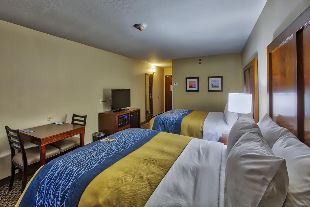 Comfort Inn Edwardsville - St Louis Exterior photo